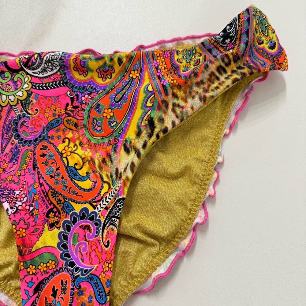 NEW!!! Luli Fama SHORE THING - Seamless Full Ruched Back Bikini Bottom - Size L - Picture 8 of 14